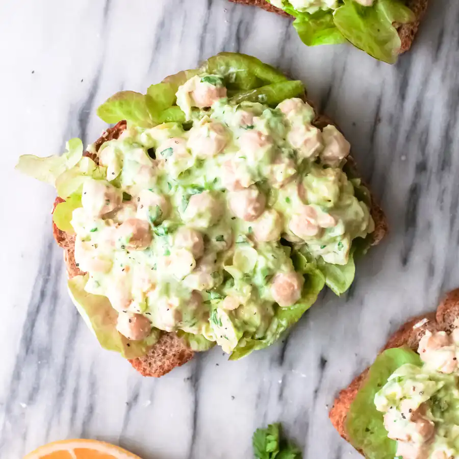 Easy Chickpea Salad Sandwich: Hearty Vegan Powerhouse — Quick Comfort Food